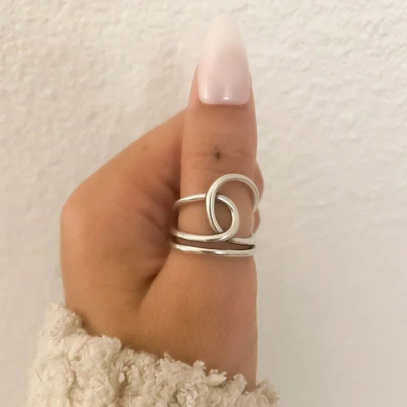 925 Sterling Silver Knot Ring Dainty Ring Twist Ring Minimalist Ring Band - Picture 4 of 10